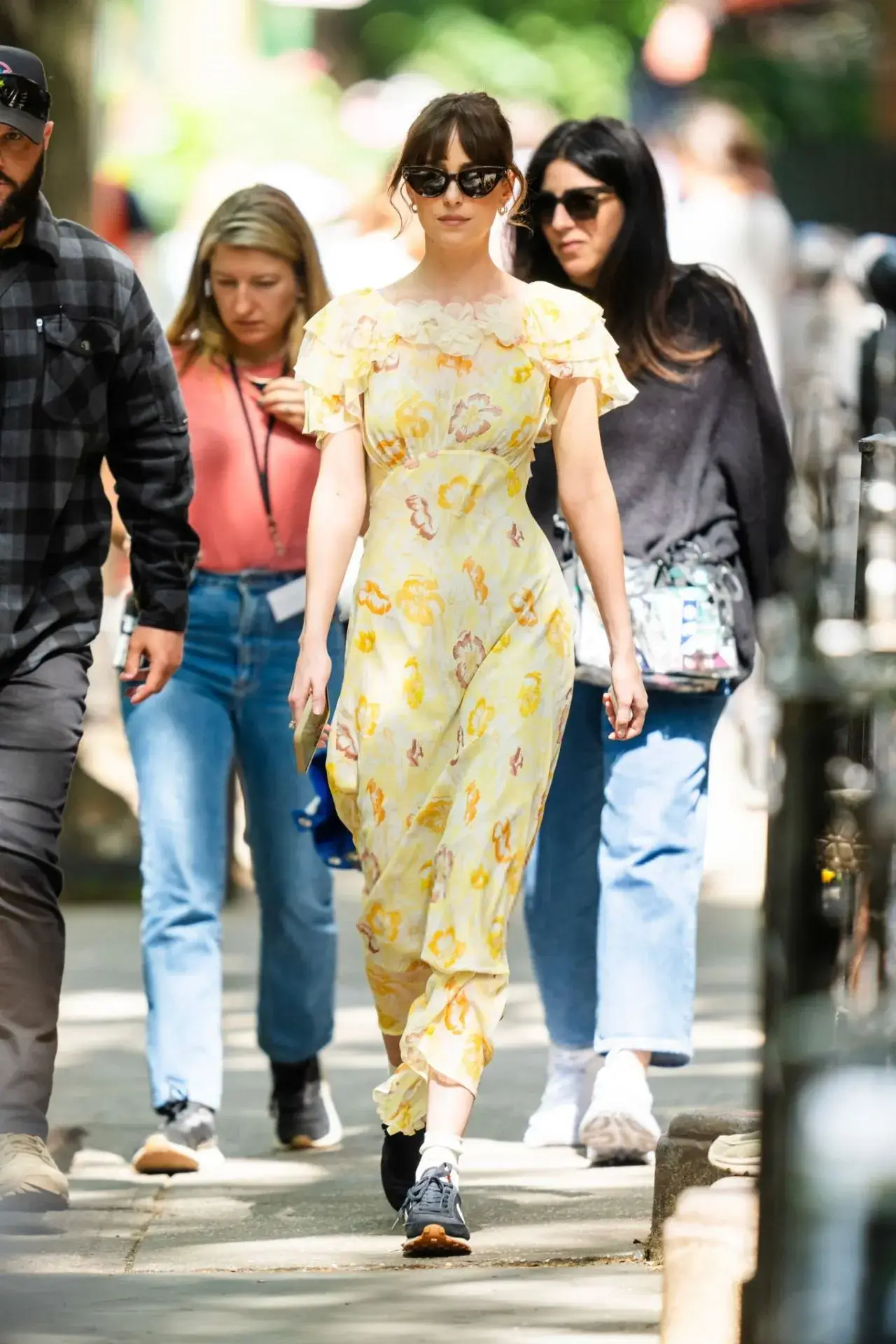 DAKOTA JOHNSON PICS ON THE SET OF MATERIALISTS IN NEW YORK 2